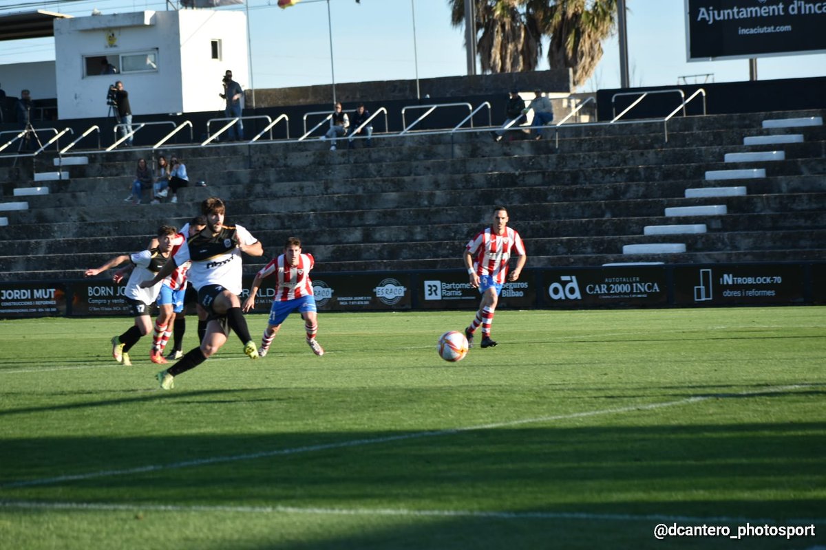 CEConstancia's tweet photo. Moment G⚽⚽⚽L

@Kike_Sanchez11 

📷 @_DCantero

#JuntsFeimHistòria #CENTConstància https://t.co/Gf1O4MFv2m