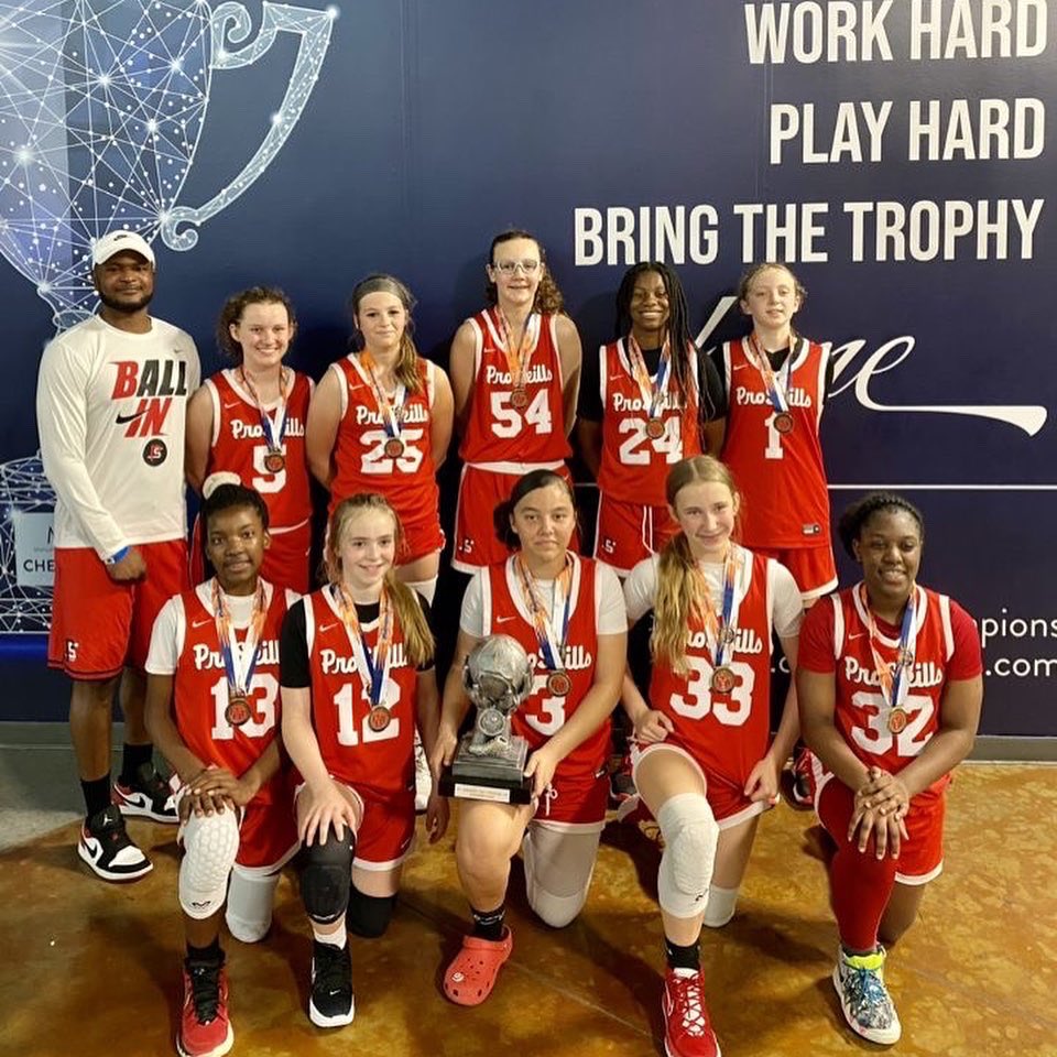 p_buckets2027's tweet photo. On a mission this weekendโฆ.mission accomplishedโค๏ธ๐ค๐ @ProSkillsGBB @PBRhoops #classof2027 #girlswhoball #putinwork #itlgang #trusttheprocess #respectthewomensgame #supportthewomensgame #ncaa #dfwhoops #ncaawbb #recruit #gothandles #shootersgonnashoot https://t.co/9oDOuGLYV4