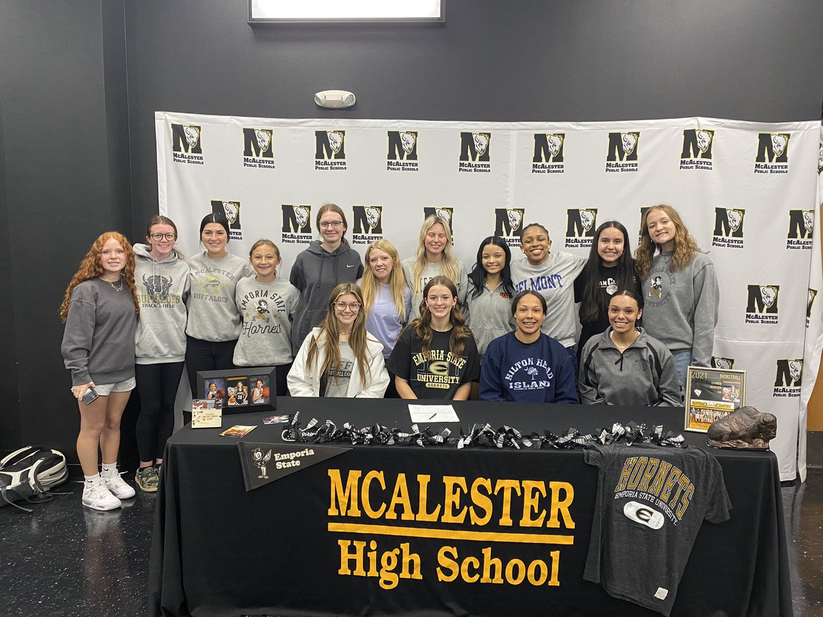 elizabeth_milligan tweet media