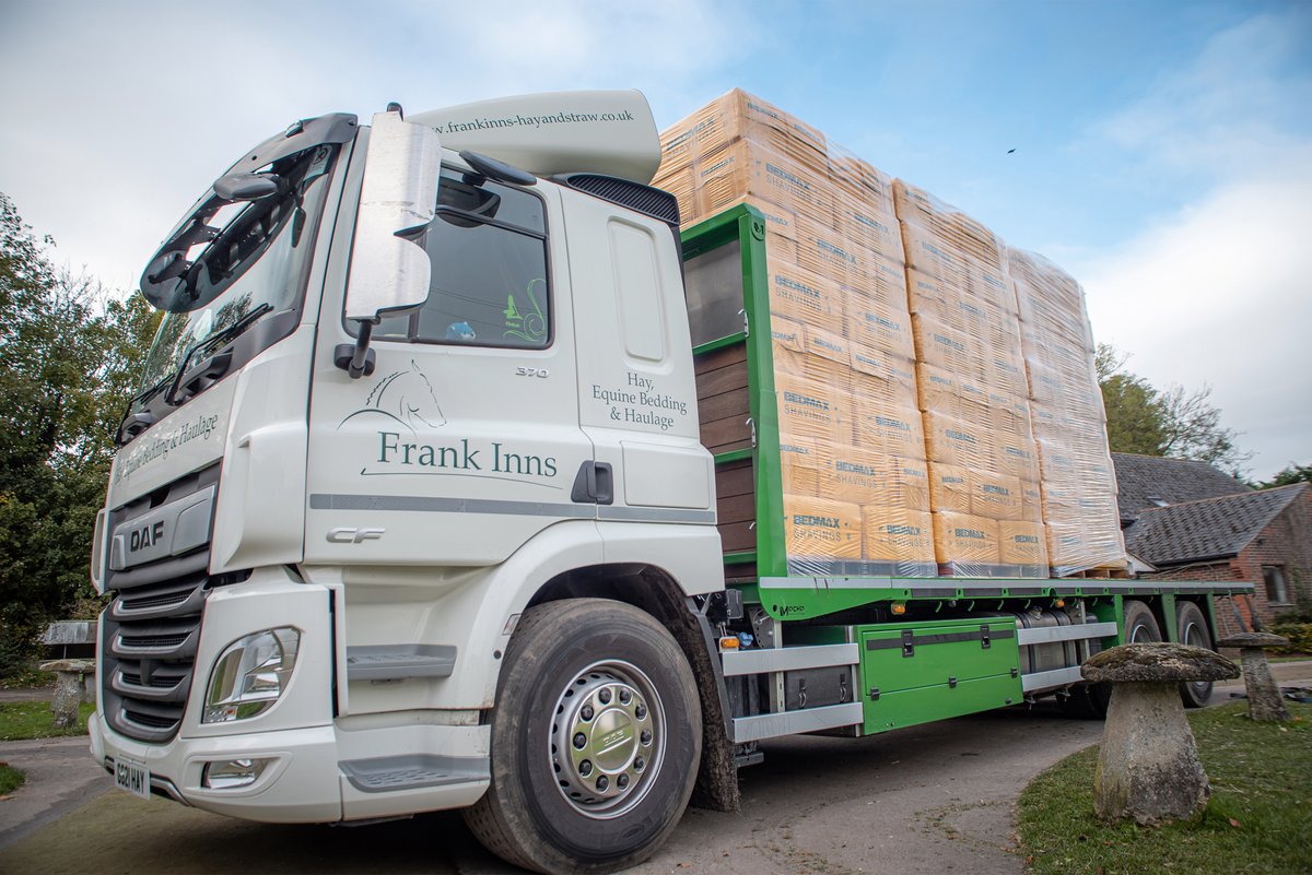 FrankInnsEquine's tweet photo. Wednesdays are for woodshavings!

Head to our website to explore our full range. We deliver mixed loads UK wide.

https://t.co/vqaKTGGRH8

#hay #equineforrage #equinediet #horsefeed #horse #horses #thoroughbred #horsesofinstagram #racehorse #jockey #racing #horseriding https://t.co/jFug0lwkx5