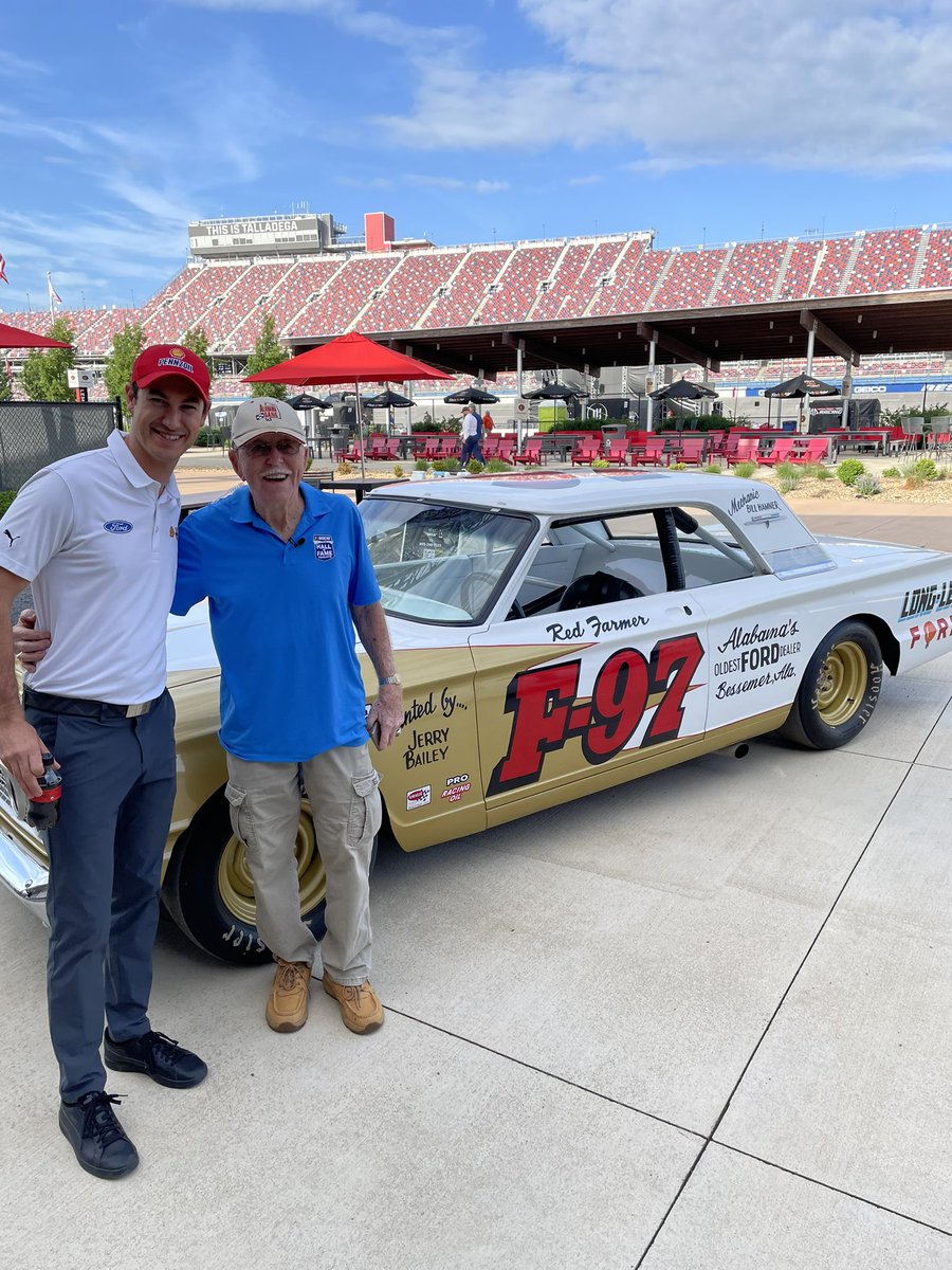 Joey Logano tweet media