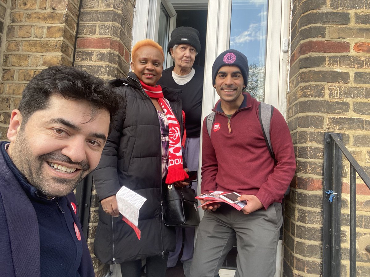 ibrahim_Dogus's tweet photo. Very pleased to be able to join @HerneHillLab on #labourdoorstep tonight. There is great support for brilliant candidates @paulineukno1 @DeepakSardiwal_ &amp; @JimDicksLambeth &amp; lots of new support for @LambethLabour #votelabour @LondonLabour https://t.co/nuEVIdid1R