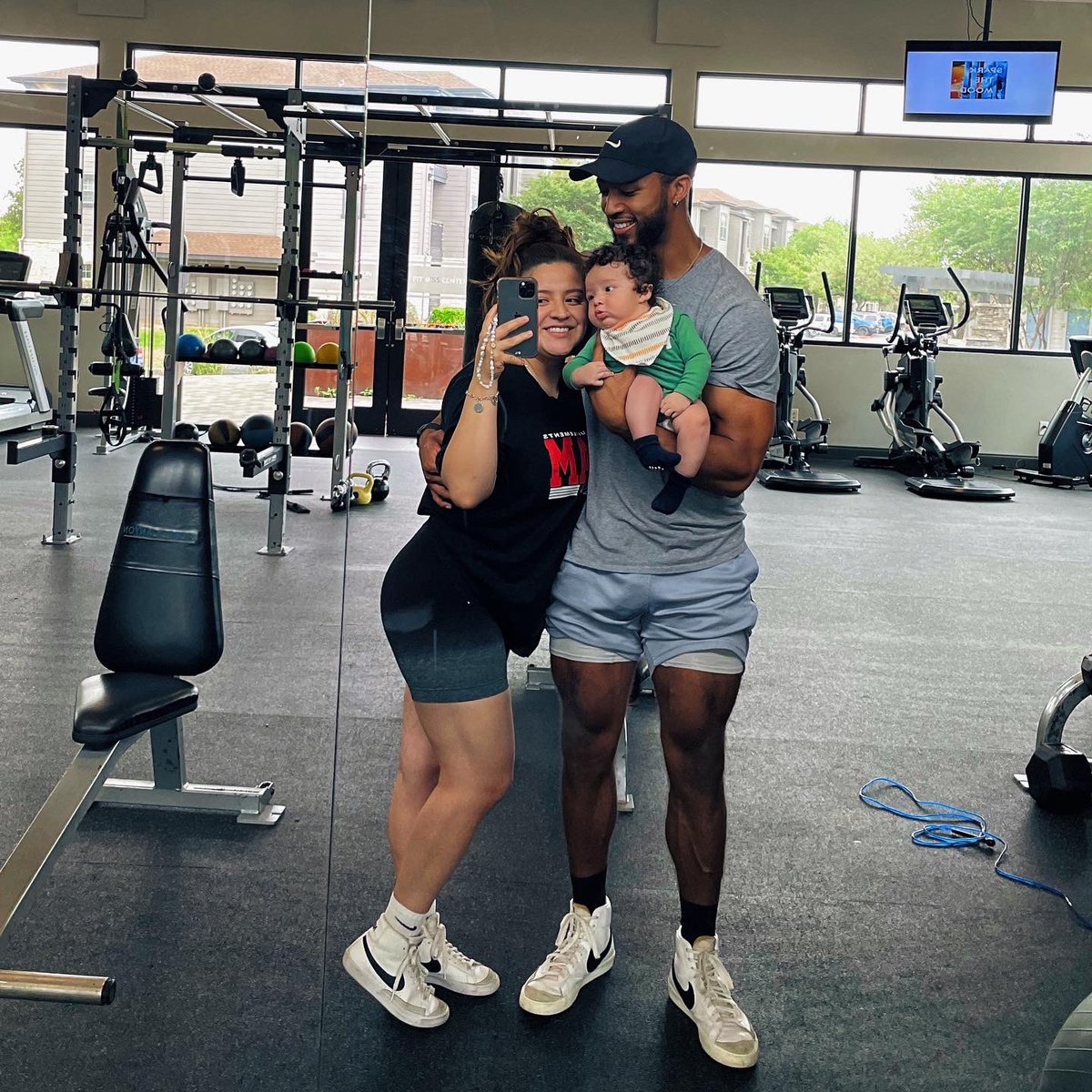 Abbbysolis's tweet photo. My little family 🥰🫶🏻 https://t.co/n4gCKgMNKJ