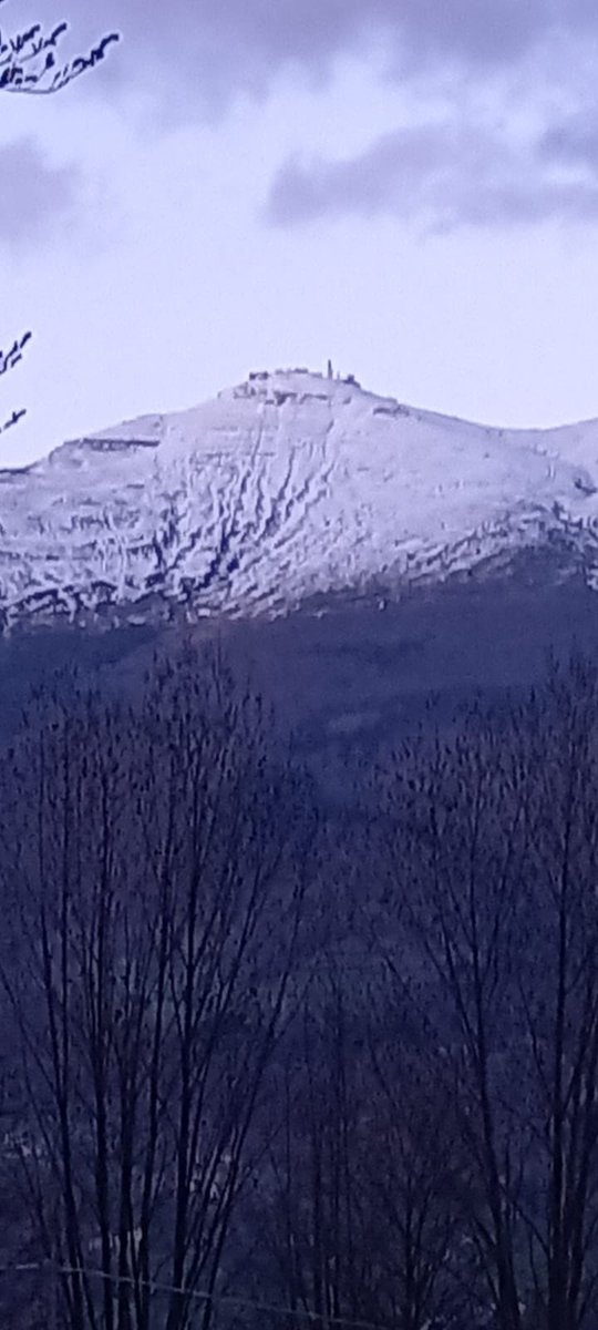cadibicci's tweet photo. #cimone All’imbrunire in un giorno di fine aprile da @cadibicci @ModenaDintorni @parcoappennino @provinciamodena @FrignanoNews @pievepelagoinfo @ModenaToday #fiumalbo #appenninomodenese @neveitalia @CimoneSci @Cimone_CNR https://t.co/Hao0XhXJNG