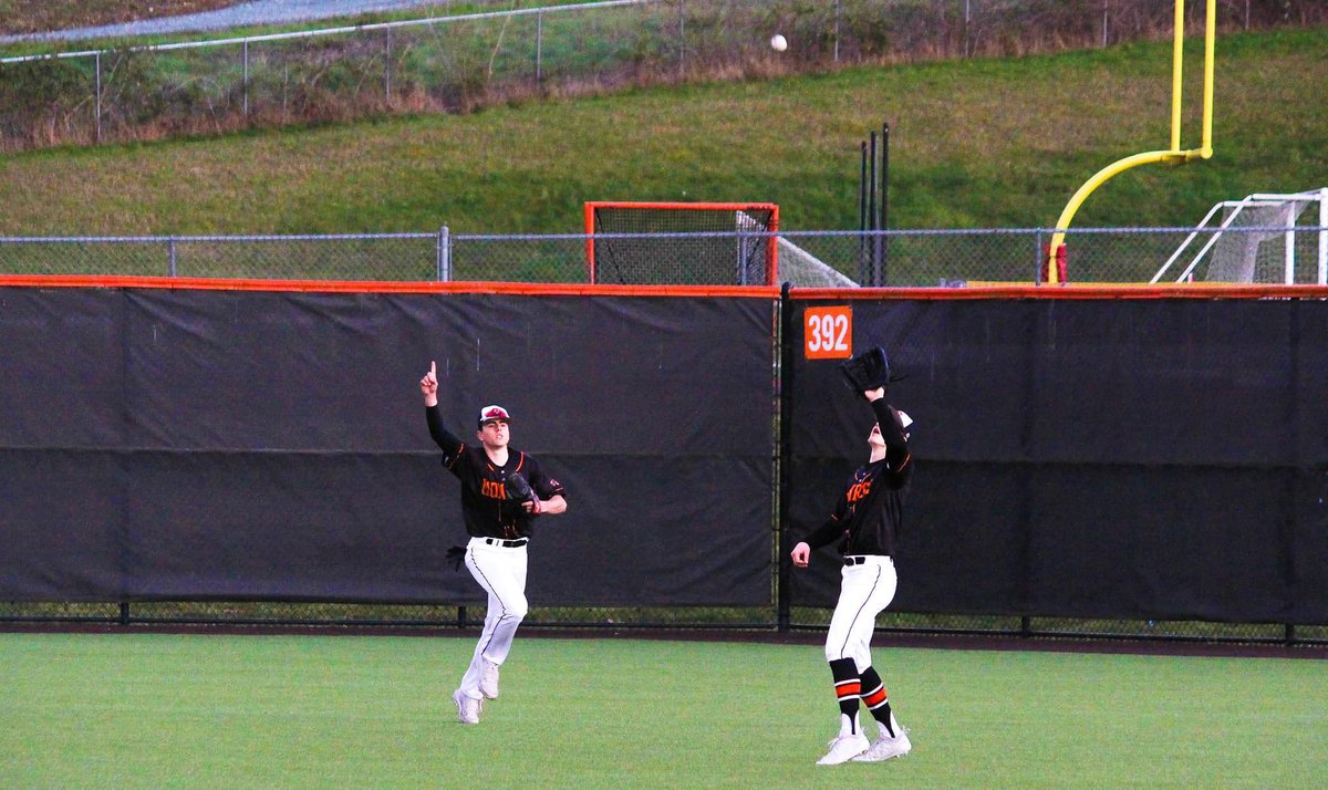BearcatsMonroe's tweet photo. GAMEDAY! Cats look for the series sweep at home against Arlington! 1st place in league is on the line this week! Let’s get it done!
📅 vs Arlington HS
📍Bearcat Ballyard
⏱ 4 pm
⚾️ ‘24 Harlan Rowe -Uncommitted.
#GoCats #FightforFirst https://t.co/mjy28XQlFm