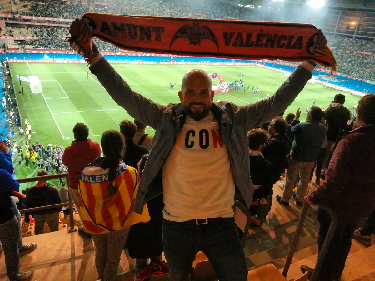 Nos quedamos con los bonitos momentos vividos. Aquí el recuerdo, sempre #AmuntValencia <a href="/valenciacf/">Valencia CF</a> 
Volveremos a vernos #Sevilla #FinalCopa2022