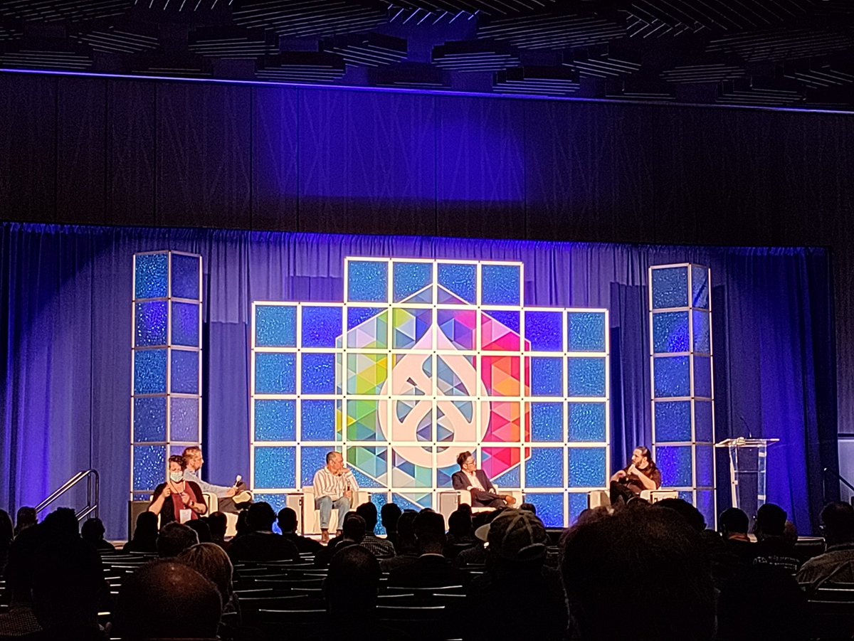 markankit's tweet photo. Major Technology influencers questioning the impact of block chain and it's usability for creating genuine value in the near future. 
Couldn't agree more! #Drupal #DrupalConPortland #qed42 https://t.co/orbw3O8a5a