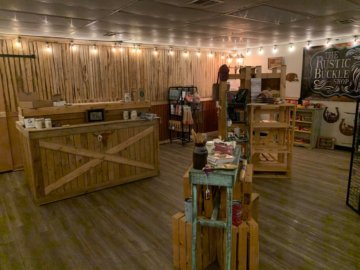 MotorCityThread's tweet image. Our new brick and mortar location is stocked and ready for action! Come see us on you Route 66 trip.
620 N JM Davis Blvd Claremore OK 74017.
Featuring The Rustic Buckle, Apex Custom Wraps and Motor City Hardware!