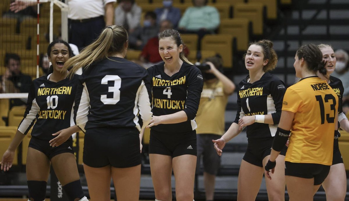 NKU Volleyball 🏐 tweet media