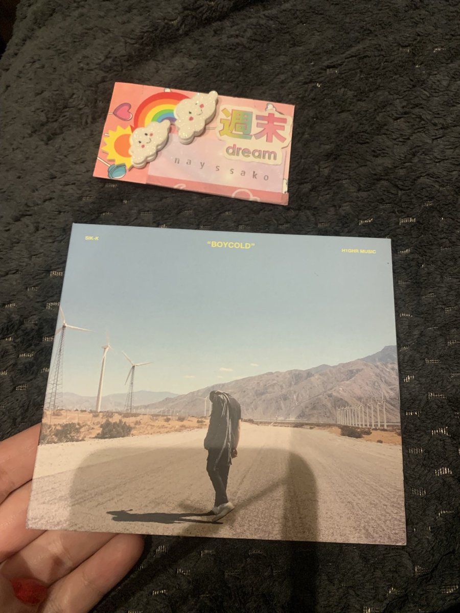 naysako's tweet photo. WTS 
SIK-K SIKK BOYCOLD KHH KRAP

perfect condition 

price: highest bid / qyop (in € please)

eu based 
ww shipping (around 6-9€ tracking) 
paypal or bank transfer only

i have a lot of sale proofs!! 

need it gone so if youre interested in hmu! https://t.co/KrMBWp6BQF