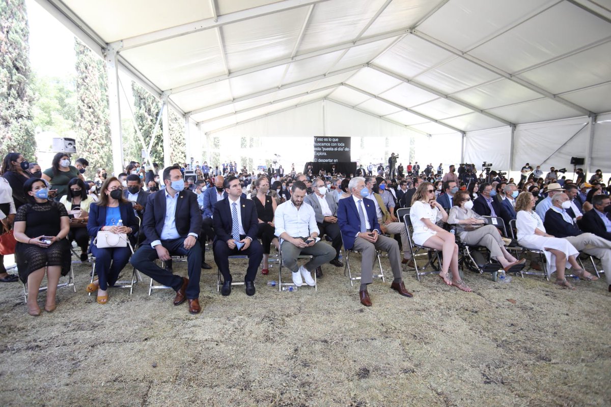 DiputadosPANGto's tweet photo. Acompañan diputadas y diputados del PAN a @diegosinhue y la alcaldesa de León, @AleGutierrez_mx, en la inauguración del nuevo @ExploraLeon y del innovador Centro de Educación Ambiental #LaLibelula
#equipo
#GTO https://t.co/hkmYq7pM2y