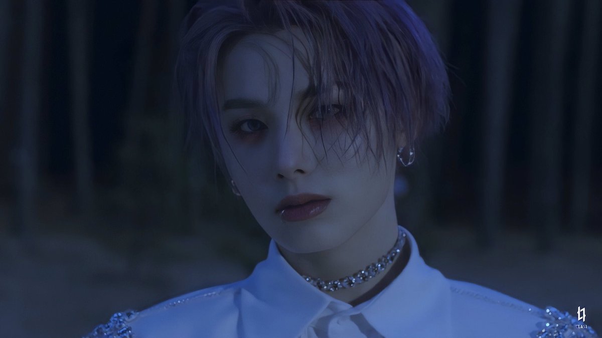 wonchudansque's tweet image. qual versão do wonhyuk vcs gostaram mais ate agora?