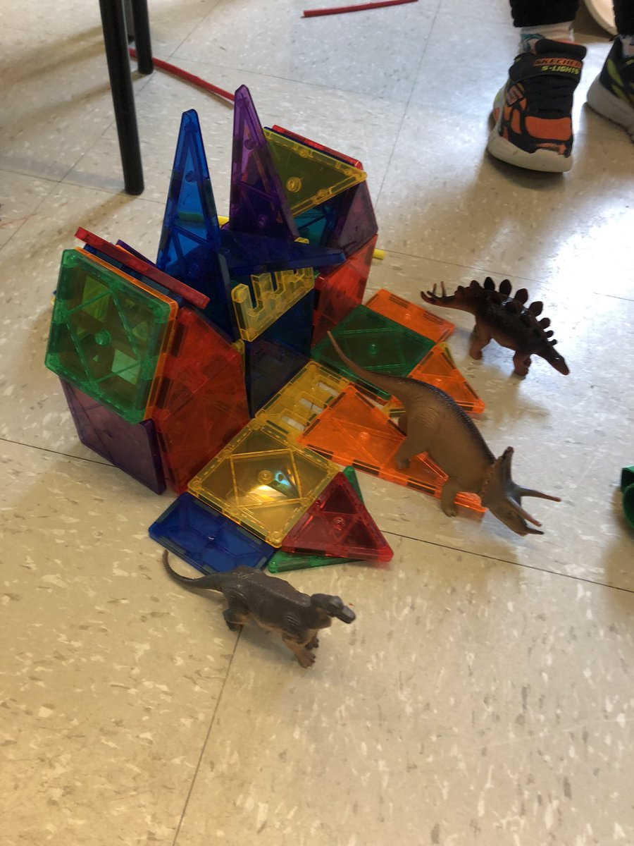 Madame_Kennedy's tweet photo. Lots of STEM fun today! @ZorbitsMath and Magnet tiles! 💡💻 @MDEschool @NLESDCA @nltatesic #zorbitsmath #magnettiles #stemlearning https://t.co/qXqV7CSUWy