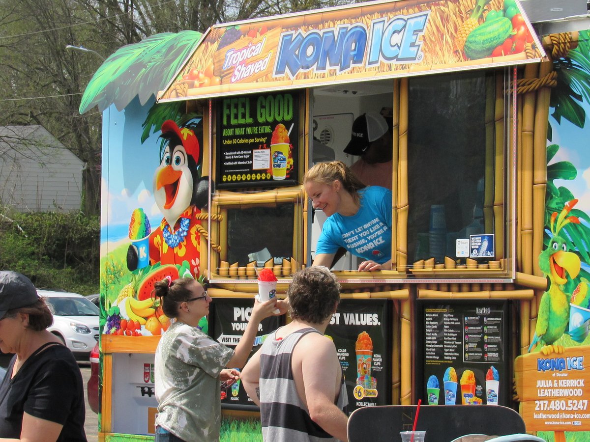 Some photos from Saturday's Food Truck Frenzy: facebook.com/events/6836326…