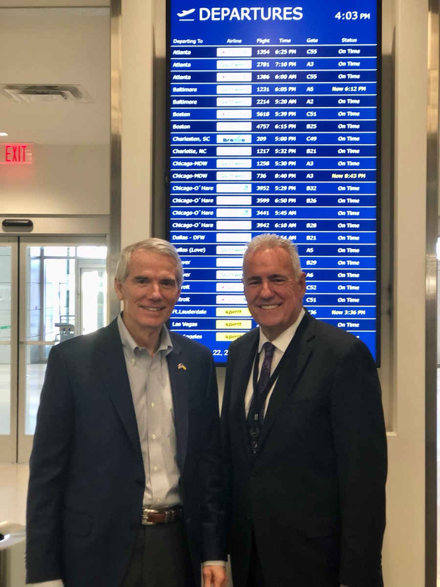 columbusairport's tweet image. Thank you for visiting, @senrobportman!
Sen. Portman met with CRAA leadership on Friday to discuss planned investments in our future. Columbus airports are expected to receive more than $12M in the first phase of the Infrastructure Investment and Jobs Act. bit.ly/3sbRClO