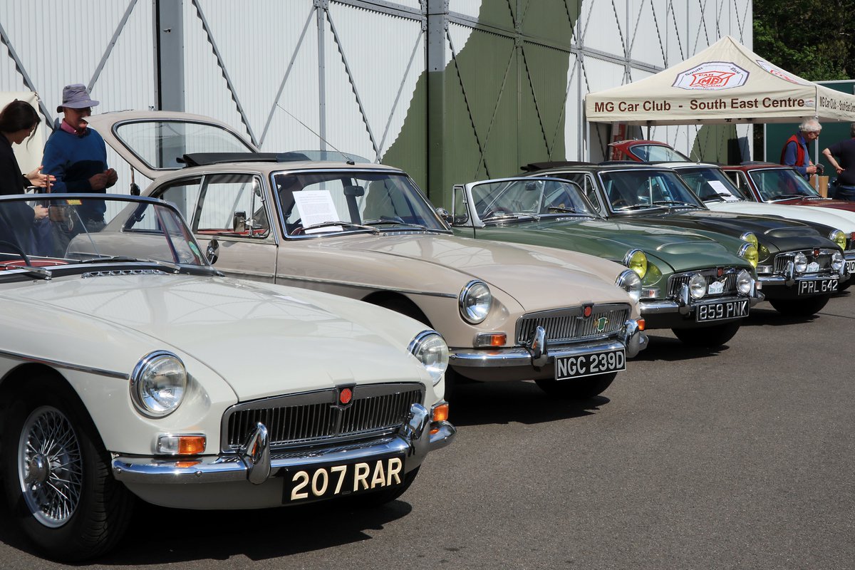 RobRambler214's tweet photo. A+ day @BrooklandsMuseu for #BritishMarquesDay #MGDay #DriveItDay #BrooklandsMuseum #Classic #British #Cars #MG @MGCarClub @TheMGOwnersClub @MGExp @CandSCmagazine ❤️ #Brooklands😀 https://t.co/RlAm9w0zS8