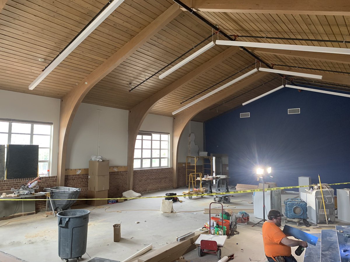 BrianMercerNKC's tweet photo. A welcoming design by @DLRGroup with great craftsmanship from @McCownGordon! Thanks to Principal @jonaleesearcey for my first look at the spectacular renovation going on within @NKCSchools @BRES_Bears! More pictures at the link! #learningonthecliff
https://t.co/ufYYSlcalZ https://t.co/MGaCKD6QMx