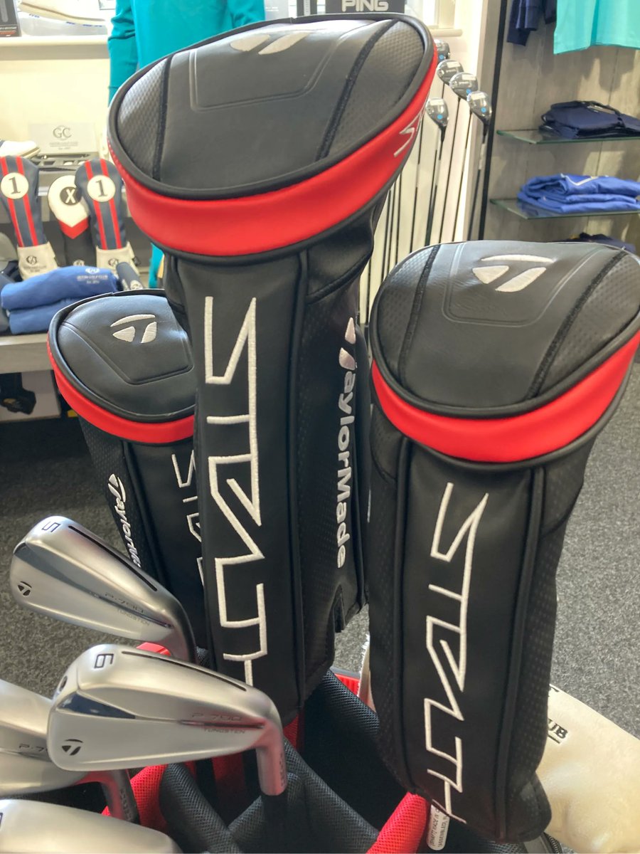 LBrotherhoodPGA's tweet image. Colour coordination in a must - especially when you’ve been custom fitted from top to toe with a new set of @TaylorMadeGolf golf clubs! 👌🏻

Featuring: Milled Grind 3 wedges, P790 irons &amp;amp; Stealth woods, yes please! 😜

#taylormadegolf #stealth #customfitted #pgapro #service