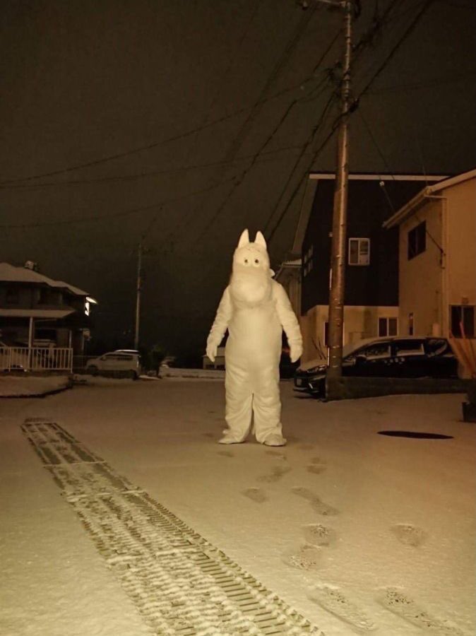 มูมิน                                      มูมินตีพ่อตีแม่