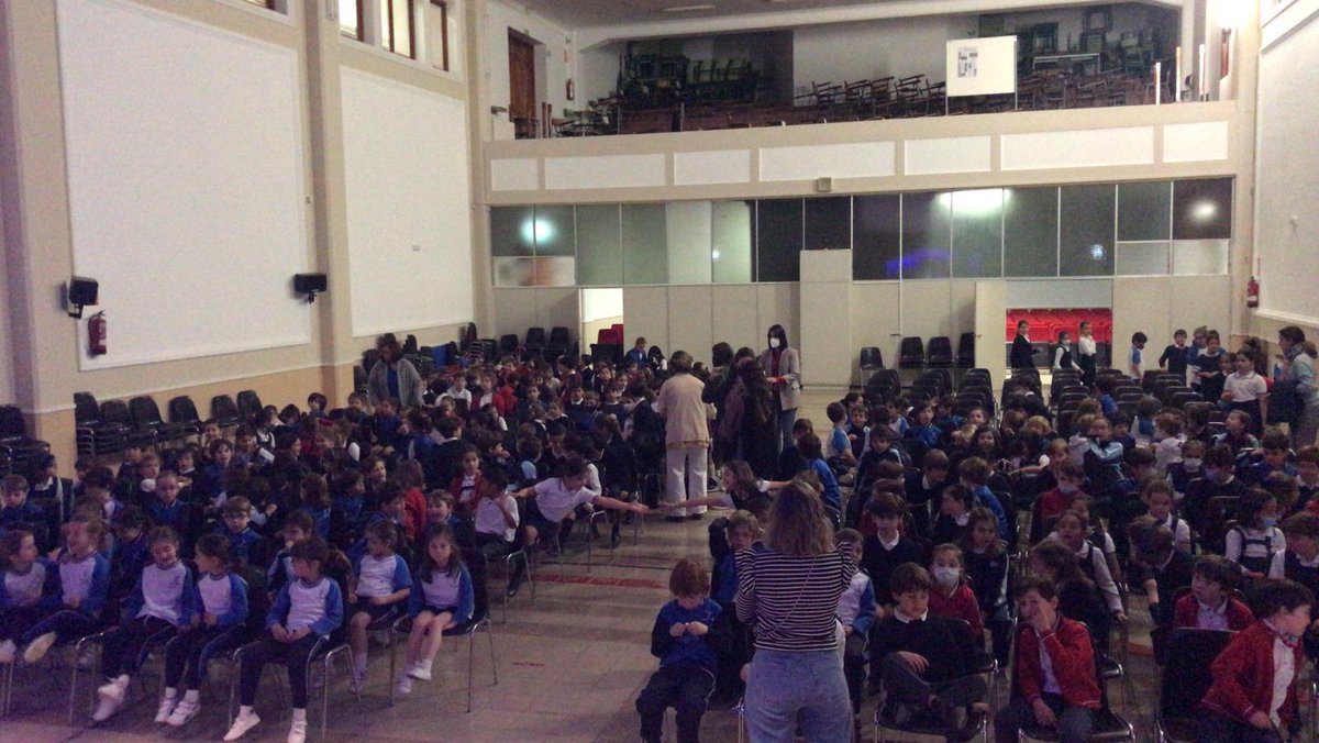 Hoy hemos tenido un día fantástico disfrutando de la entrega de los #PremiosCoco. Ha sido una mañana de mucha emoción y lleno de sorpresas. Enhorabuena a los premiados y #gracias a todos los colaboradores por hacer posible esta iniciativa #cultural. #EspíritudeFamiliaJesúsMaría