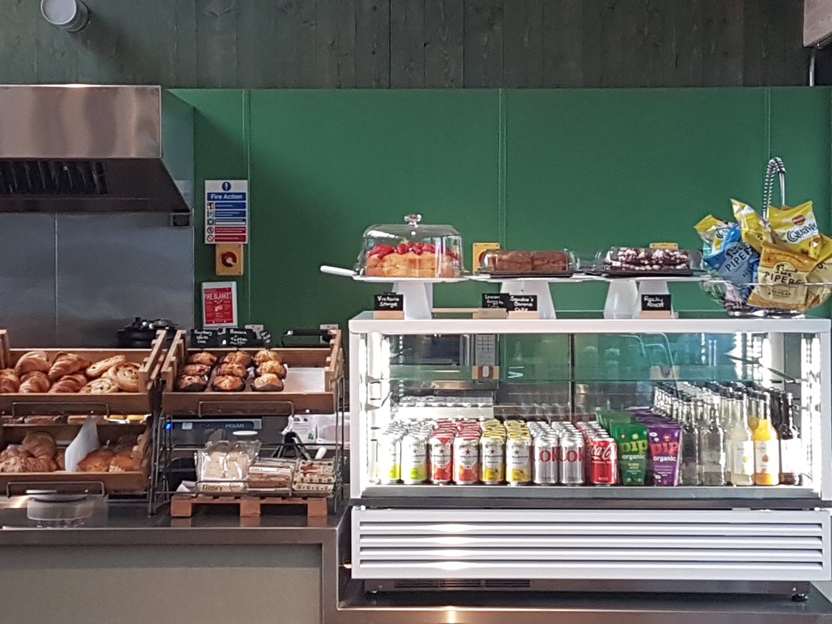 JOB ALERT. A reminder that the closing date to apply to be the manager of the Walnut Tree Cafe at #seaccfulham is 30th April. We are looking for someone enthusiastic to develop the #community #cafe &amp; make it a #fulham destination. Full details on our website.