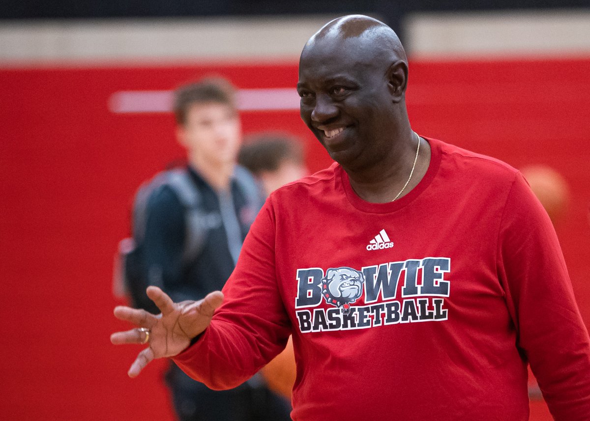 Thomas Jones tweet media