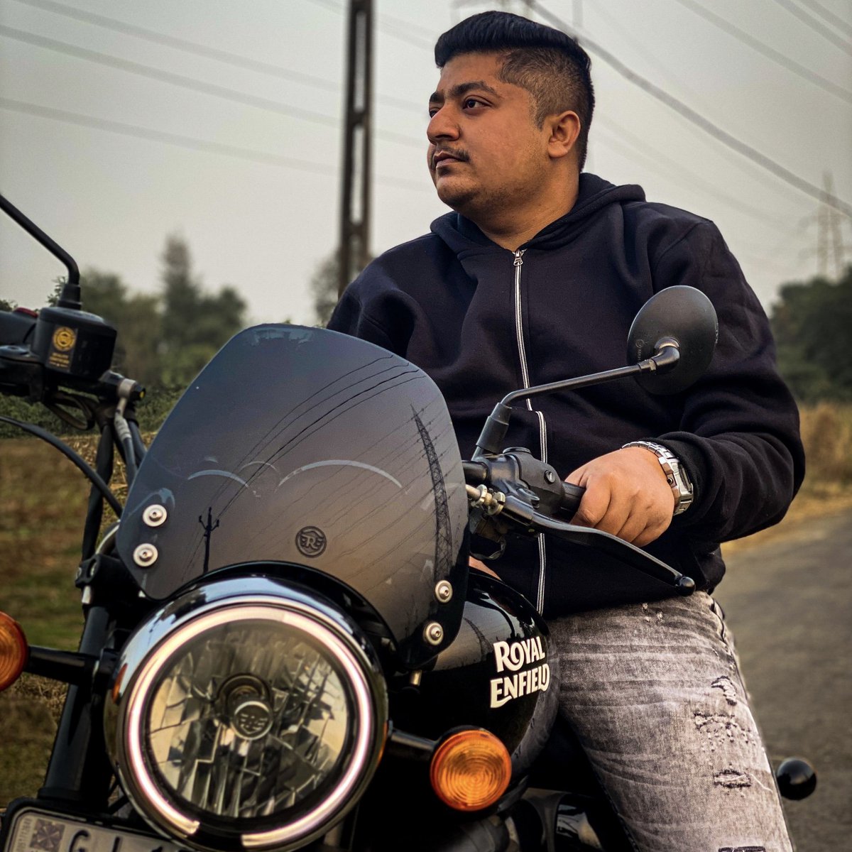 BeingSmithVashi's tweet photo. #NewProfilePic https://t.co/oKjZ3AB1cq