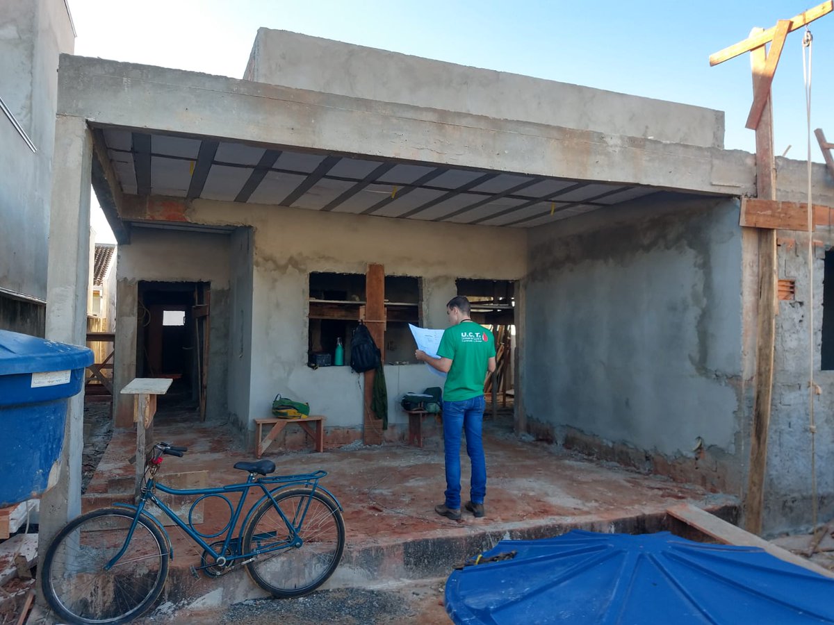 EKroneng's tweet photo. "No dever do engenheiro civil está o trabalho de imaginar e dar vida a grandes construções"

Eng Alexandre Kronbauer
Eng Fernando Kronbauer

@EKroneng @kronengE
#kroneng #obras #engenharia #engenheiros #construções #grandesobras #imaginar #idealizar #futuro https://t.co/ZjDacC0DDE