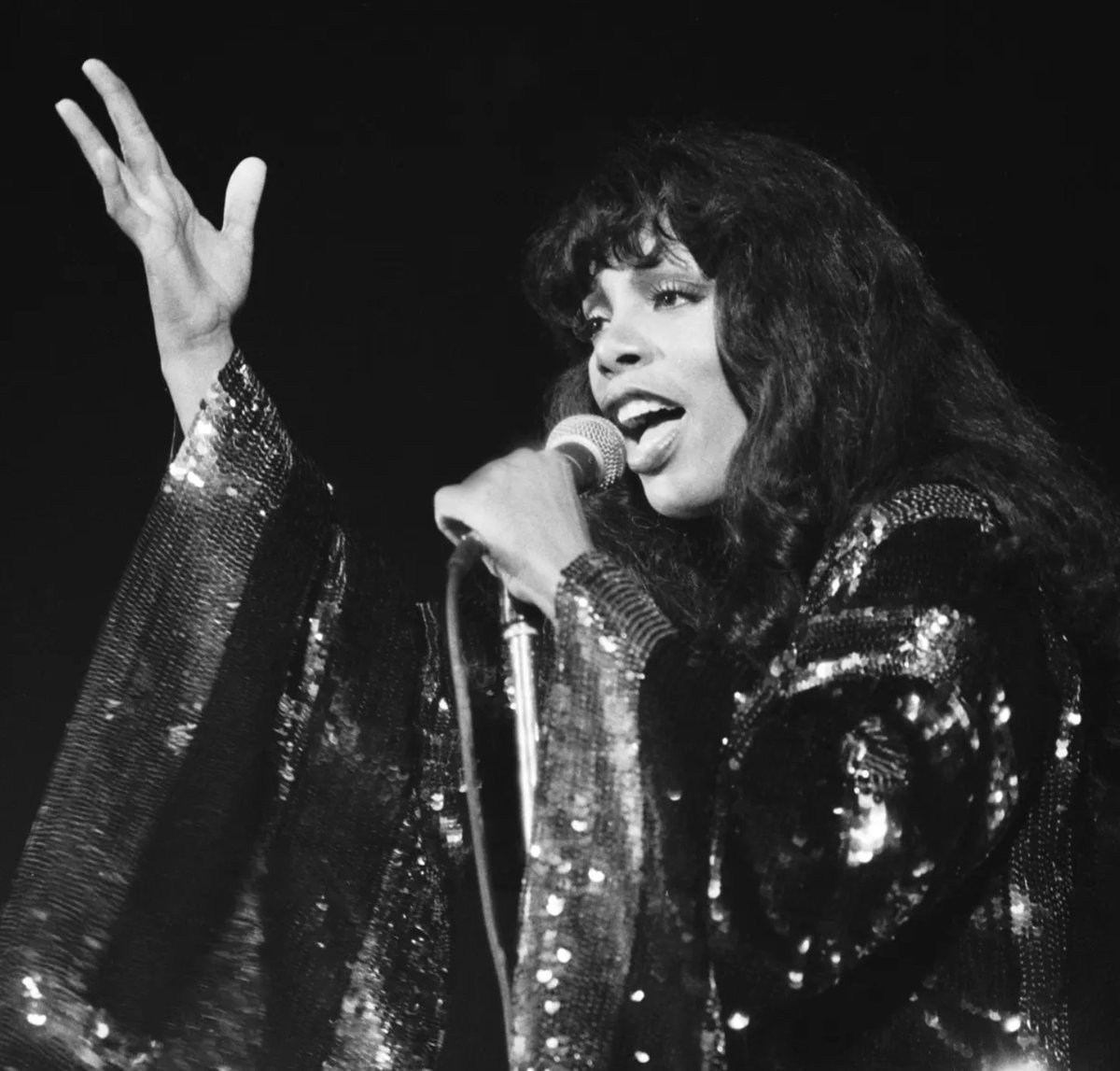 letitrollcast's tweet photo. This week @KidNate talks to @DaveThompsonau1 about #DonnaSummer @giorgiomoroder "I Feel Love" and the birth of #ElectronicDanceMusic. Listen here: https://t.co/qwOGWVqsWA @CrooklynMMA @PantheonPods https://t.co/WRcx2PkZpF