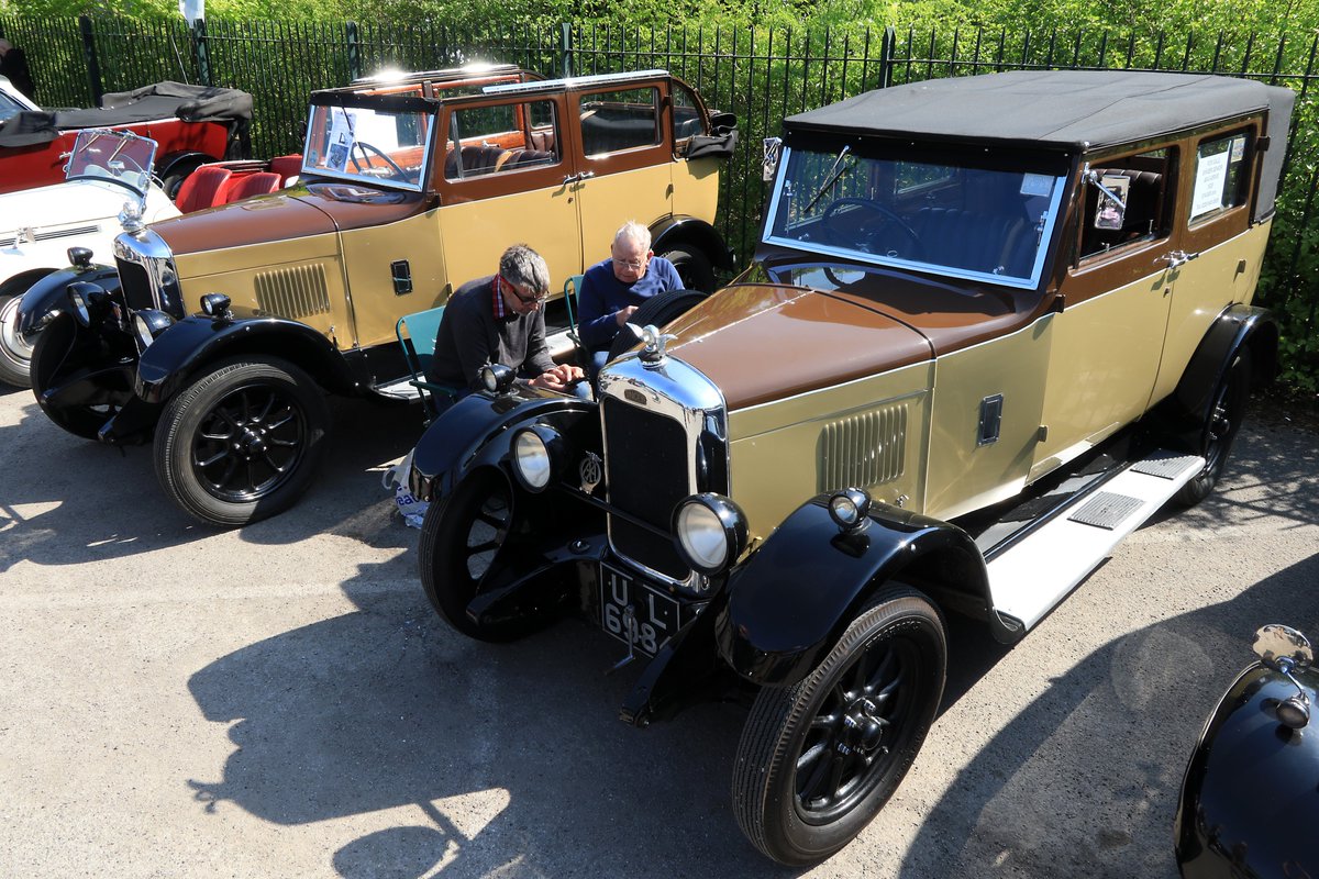 RobRambler214's tweet photo. A+ day @BrooklandsMuseu for #BritishMarquesDay #MGDay #DriveItDay #BrooklandsMuseum #Classic #British #Cars #Singer (what a line-up!) #SingerOwnersClub @CandSCmagazine ❤️ #Brooklands 😀 https://t.co/tyeHebixwC