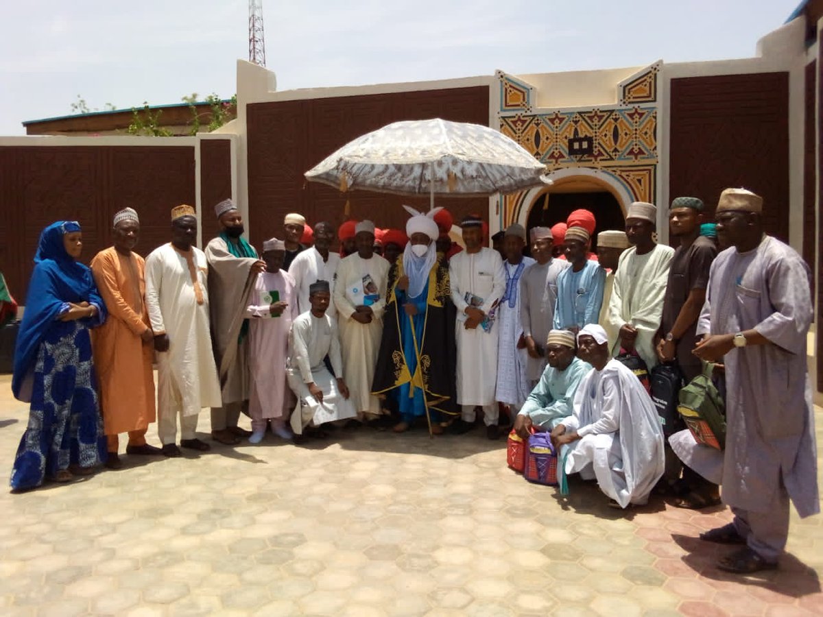 CsacefaK's tweet photo. CSACEFA KANO started celebrating Global action week for education 2022 with Advocacy to the Emir of Karaye and Community Sensitization at Turawa Community https://t.co/mVFTiyjG3q