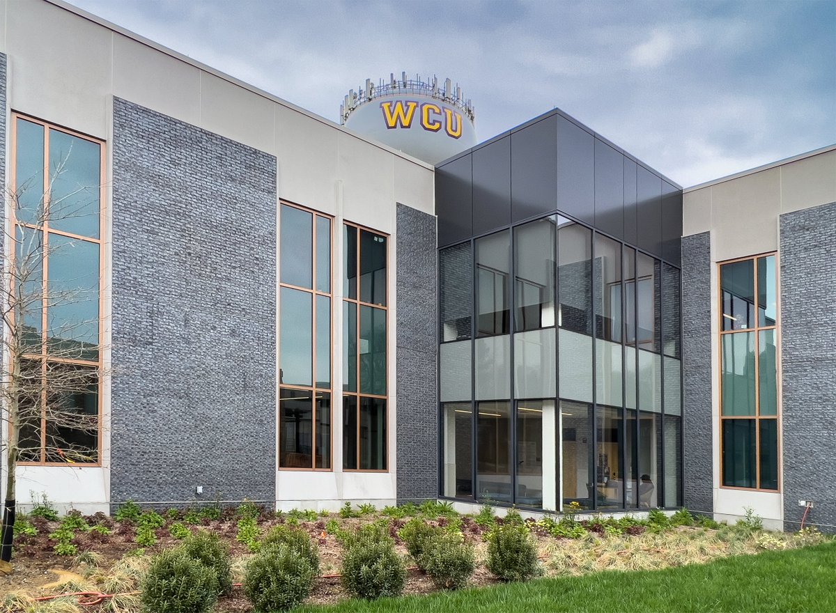 This Manganese Ironspot #Brick color blends seamlessly into West Chester University while bringing new life to the growing campus. The team utilized varying brick #textures to allow for additional depth and artistic shadow lines, without adding cost to the overall scope.