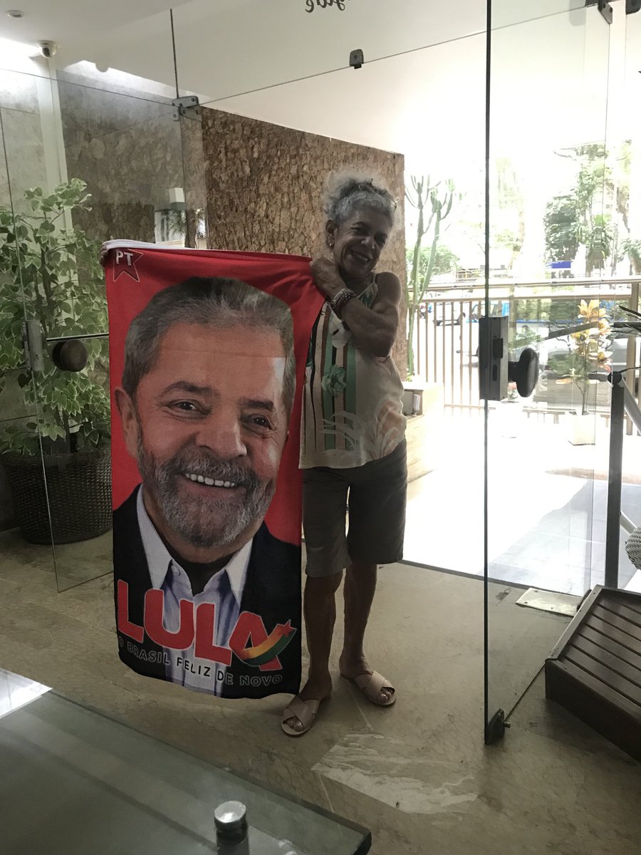 LothSandra's tweet photo. LULA PRESIDENTE DO BRASIL 🇧🇷 https://t.co/kO98KLIA9M