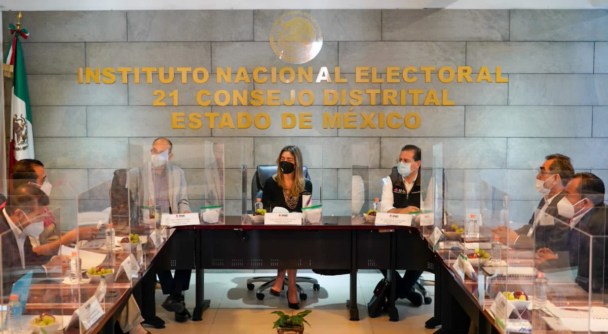 DaniaRavel's tweet photo. El día de hoy, en seguimiento a la #eleccionExtraordinaria del municipio de #Atlautla los Consejeros @Jose_Roberto77, @MartinFazMora y yo realizamos una visita a la #JuntaDistrital 21 del #Edomex. ¡Gracias a todas y todos por su trabajo! https://t.co/tu7Xi8sjsw