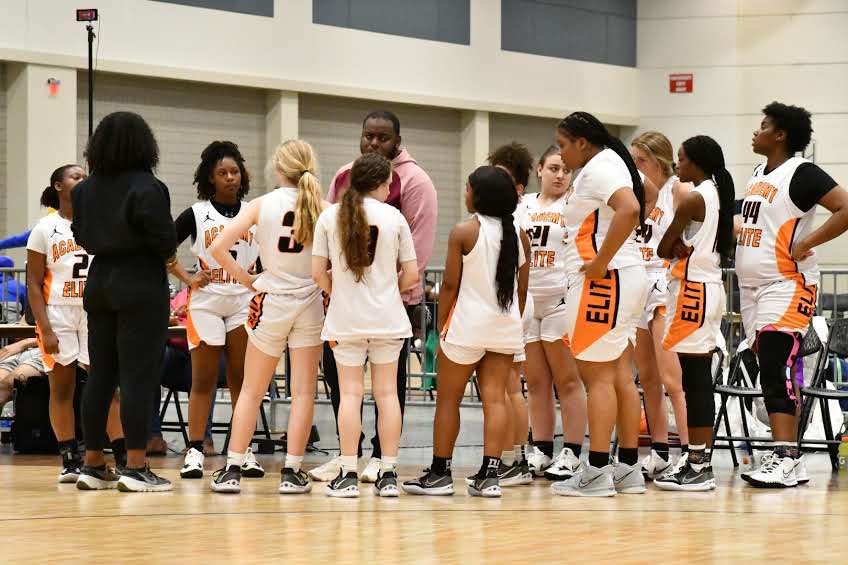 cp3academygirls's tweet photo. All smiles from a great NCAA Live Period 1 weekend. Next Stop Live Period 2 LBI Carolina JamFest (Concord,NC) https://t.co/d7QFD1UQZ8