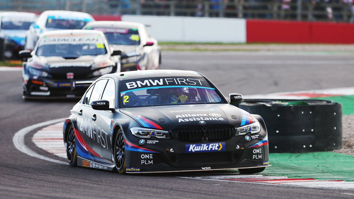 Official_WSR's tweet photo. 5️⃣ wins / 4️⃣ years / 3️⃣ Series

We're rather getting to like Donington... 

📸 @JakobEbrey https://t.co/QxI25eXr4w