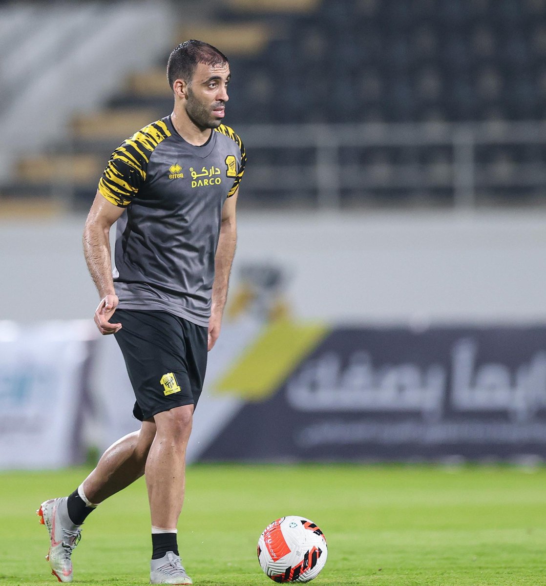 ksaif's tweet photo. #الاتحاد.. مستشار في الدائرة القانونية بالاتحاد الدولي يسرب لنا معلومات تفيد بأن شكوى نادي النصر التعاقدية ضد اللاعب عبدالرزاق حمدالله.. تم دراستها والنتائج الأولية.. تميل إلى صالح اللاعب بسبب أن فسخ العقد كان من طرف النادي لأسباب غير مقنعة.. https://t.co/S6s97G6Jpz