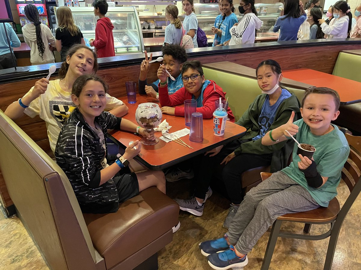 Pool and Gelato 🍧🎉