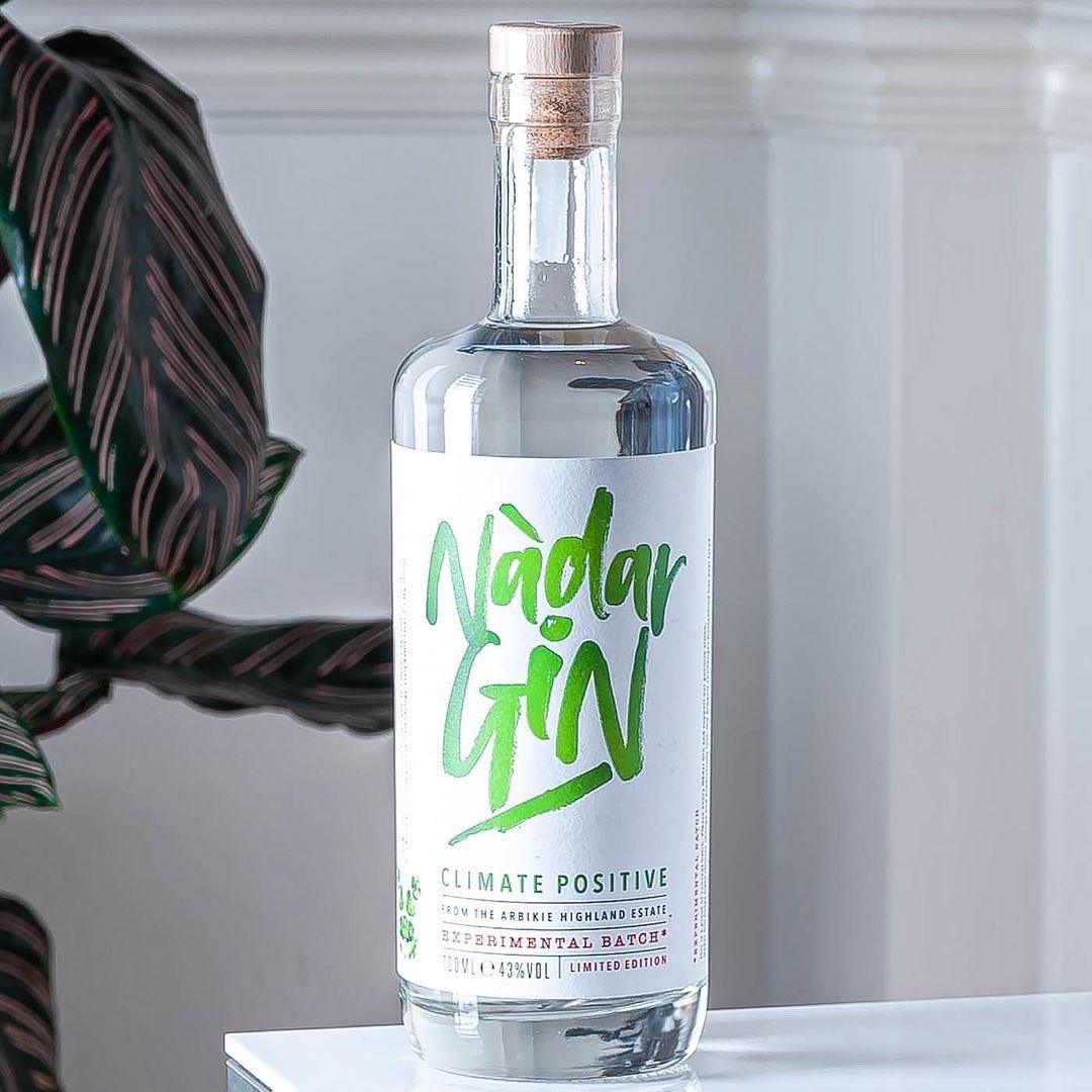 Arbikie Distillery (@arbikie) on Twitter photo FROM THE EARTH 🌎 by <a href="/HarpMann01/">MixMann</a>
60ml Nàdar Gin
15ml <a href="/briottetliqueur/">Maison Briottet</a> Blue Curaçao
15ml <a href="/XECOWines/">XECO Wines</a> Fino Sherry
15ml Fresh Lime Juice
15ml Homemade Lemongrass Syrup
1/3 Pipette and <a href="/bettersbitters/">Ms. Betters Bitters</a> Aromatic Bitters
1/3 Pipette <a href="/bythedutch/">By the Dutch</a> Ginger Bitters
Garnish: Lime Peel! FROM THE EARTH 🌎 by <a href="/HarpMann01/">MixMann</a>
60ml Nàdar Gin
15ml <a href="/briottetliqueur/">Maison Briottet</a> Blue Curaçao
15ml <a href="/XECOWines/">XECO Wines</a> Fino Sherry
15ml Fresh Lime Juice
15ml Homemade Lemongrass Syrup
1/3 Pipette and <a href="/bettersbitters/">Ms. Betters Bitters</a> Aromatic Bitters
1/3 Pipette <a href="/bythedutch/">By the Dutch</a> Ginger Bitters
Garnish: Lime Peel!