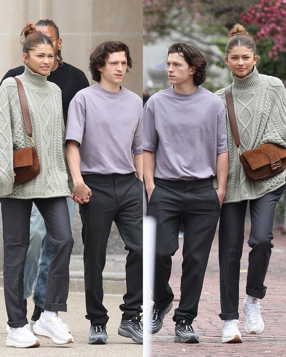 tomdayarchive's tweet photo. him holding her hand inside his pocket bc it was cold 🥹 https://t.co/PJzTPFBYxH