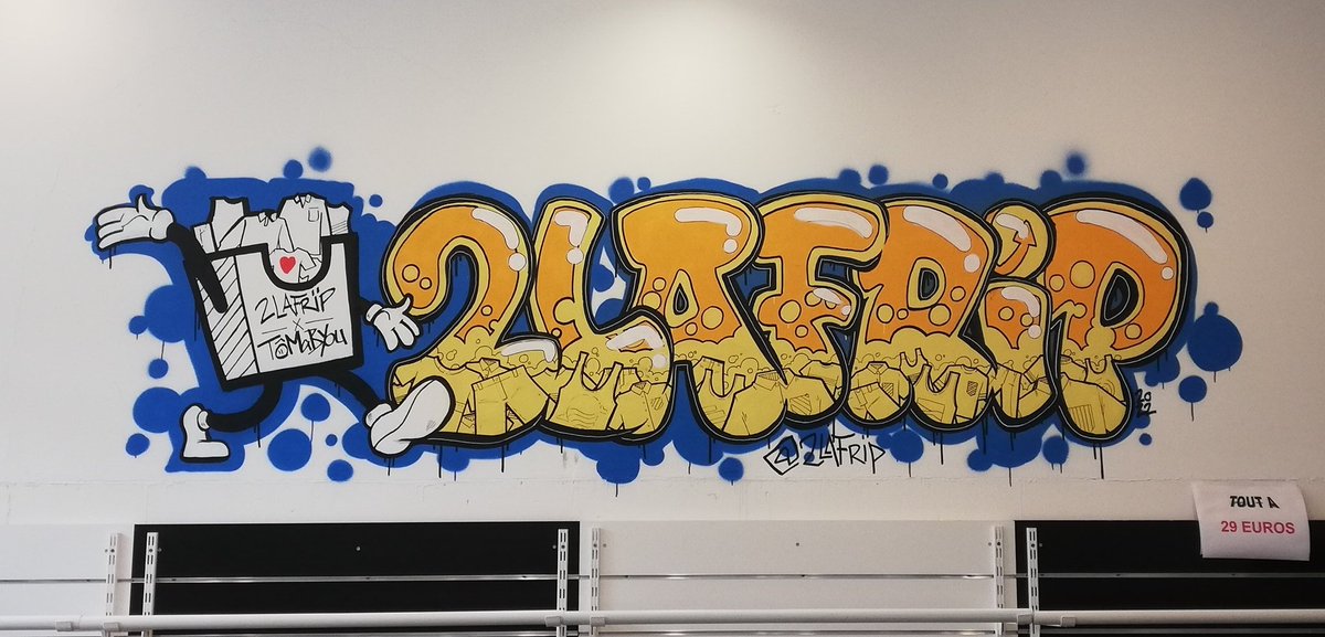 ToMaBYou's tweet photo. P'tit Graf réalisé pour la boutique éphémère 2LAFRIP - LYON 1
#POSCA #Montana #flameblue https://t.co/wKMlENTSUb