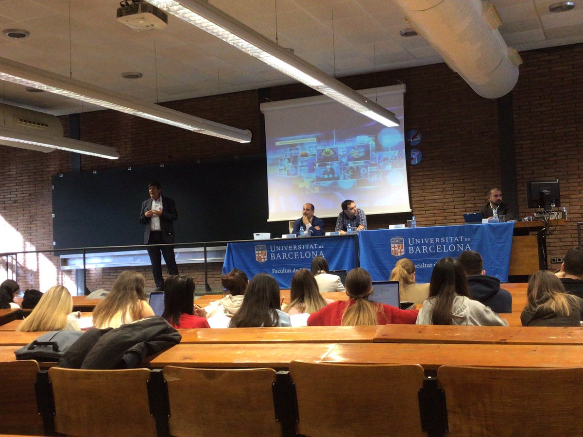 InvestPrivadaUB's tweet photo. Primeras ponencias a cargo de diversos profesionales como la Sra.Marina Rodríguez (@dsn), el Sr. Cristian Borrella (@mossos), Sr. Juan Carlos Ruiloba (@juancrui) y el Sr. Manuel García (@tuSEAT).

Agradecerles su tiempo y participación en #IPUB así como a todos los asistentes. https://t.co/dayzrwE7OB