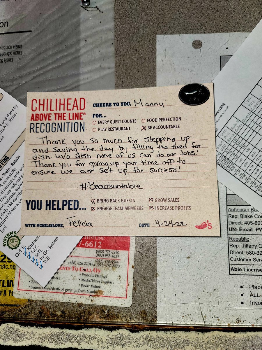 byefelicia929's tweet photo. Make them feel special.... super thankful for Manny for stepping in for dish tonight when we found ourselves without! He crushed it and we had a clean empty dish land all night!!! @EugeneFunnyMan @amanda3mckinney @BrittneyJarboe
#MOOREBETTER https://t.co/isUqT8dueG