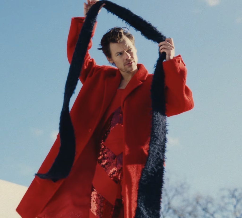 ‘As It Was’ by Harry Styles returns to #1 on the Billboard Hot 100 for a second week.