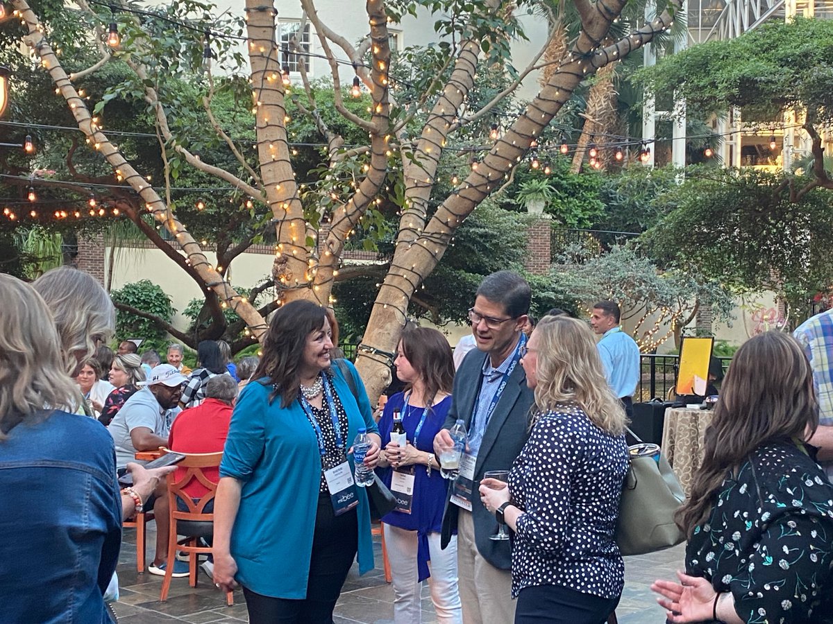 McBeeassociates's tweet photo. Last night's welcome reception was full of networking and fun with #INSIGHT22 &amp; #CONN22 attendees! It is so wonderful seeing all of your smiling faces. Nashville is off to a great start. 🎉 https://t.co/YaIzWF9JrP