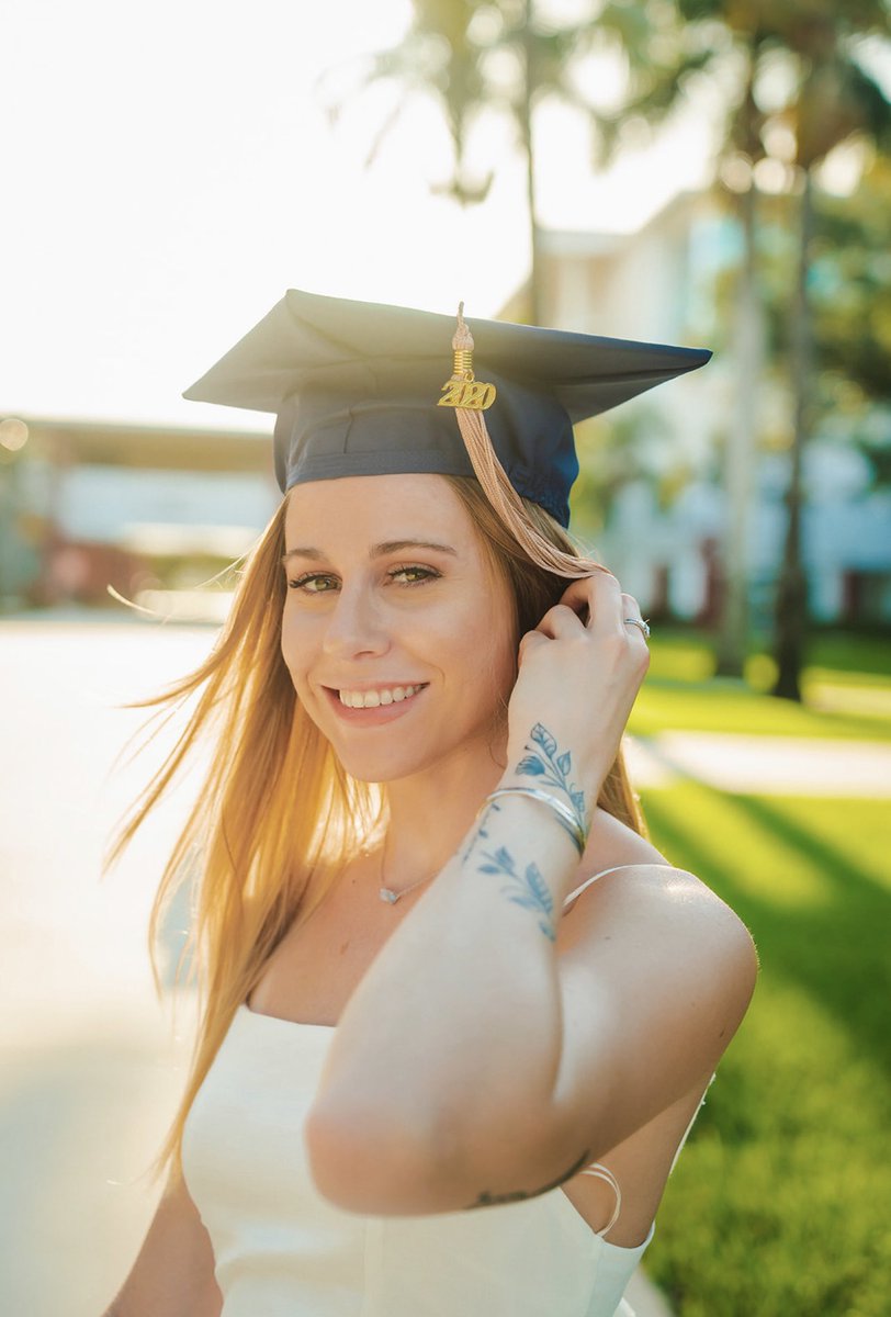 pwincesspaiige's tweet photo. I did it🎓… 2 years ago, but that’s okay. #CovidGrad https://t.co/hDrT9xrA3n