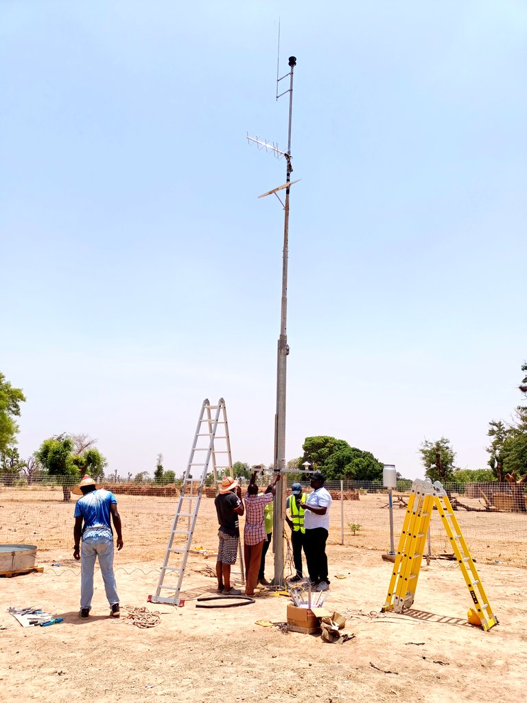 simiadeodun's tweet photo. Another automatic meteorological station delivered under the hydrometric improvement #TRIMING project for the #FMWR #WBG
This will ensure access to accurate and reliable meteorological data for #ClimateAction and #SustainableDevelopment in Northern Nigeria. https://t.co/EoGLmrzi98