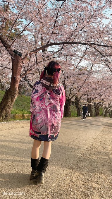 Twitterのコスプレ画像3