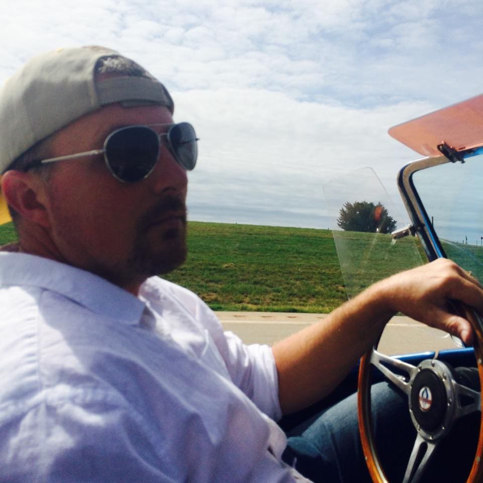 I've started a fresh, new interview project &amp; this cute boy is my first subject. Come read about him #lazyw <a href="/OkcBatman/">OkcBatman</a> lazywmarie.com/bw-part-1-if-l…