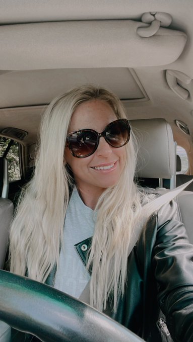 How your Monday going? #monday #MondayMotivation https://t.co/aYGwYWvUGZ<a href="/tag/monday"class="tags">#monday</a><a href="/tag/mondaymotivation"class="tags">#MondayMotivation</a>